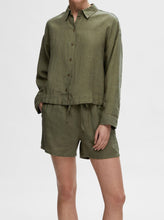 Load image into Gallery viewer, SLFLINNIE LS LINEN SHIRT | OLIVINE SELECTED