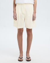 Load image into Gallery viewer, SLFMETTE JACQUARD SHORTS | SNOW WHITE SELECTED