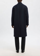 Load image into Gallery viewer, SLHSIMON MANTECO COAT | SKY CAPTAIN SELECTED