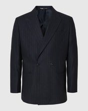 Charger l&#39;image dans la galerie, SLHRELAXED-ANDERSON WOOL BLEND BLAZER | DARK NAVY CHALK STRIPE SELECTED MEN
