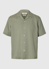Load image into Gallery viewer, SLMRLXCLAY LINENBLEND SS SHIRT | VETIVER SELECTED MEN