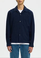 Load image into Gallery viewer, SLHREGOTIS LIGHT COTTON BLEND OVERSHIRT | SKY CAPTAIN SELECTED MEN