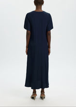 Load image into Gallery viewer, SLFIONA REGULAR 2/4 ANKLE DRESS |  DARK SAPPHIRE 34 DAY BIRGER AND MIKKELSEN