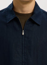 Load image into Gallery viewer, SLHREGJEREMY LINEN ZIP OVERSHIRT | SKY CAPTAIN SELECTED MEN