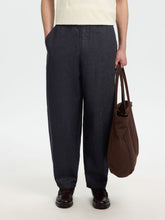 Load image into Gallery viewer, SLH-BARREL HARVEY WILL LINEN BLEND PANT | DARK NAVY WON HUNDRED