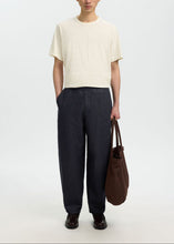Load image into Gallery viewer, SLH-BARREL HARVEY WILL LINEN BLEND PANT | DARK NAVY WON HUNDRED