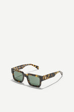Load image into Gallery viewer, SAJESSIE SUNGLASSES | YELLOW TORTOISE SAMSOE SAMSOE