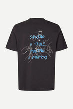 Load image into Gallery viewer, SACARDS T-SHIRT | BLACK CARDS SAMSOE SAMSOE