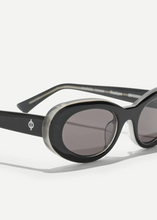 Load image into Gallery viewer, SAPIPPA SUNGLASSES | BLACK SAMSOE SAMSOE