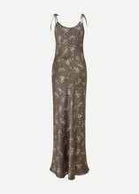 Load image into Gallery viewer, SASINGA DRESS  | BLOOMING BROWN SAMSOE SAMSOE