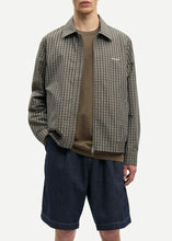 Load image into Gallery viewer, SABECK JACKET | BLACK OLIVE CH SAMSOE SAMSOE