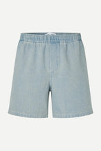 Load image into Gallery viewer, SAJABARI SHORTS | LIGHT DENIM SAMSOE SAMSOE