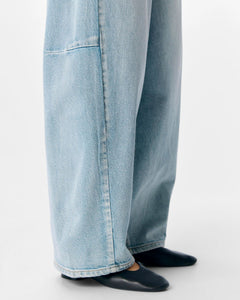 OBJMOJI ELSA MW SUPER BARREL JEANS | LIGHT BLUE DENIM Mellow Concept