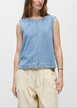 Load image into Gallery viewer, OBJROSIE S/L LO DENIM TOP | LIGHT BLUE DENIM OBJECT