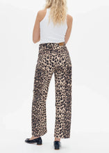 Load image into Gallery viewer, MARA TROUSERS BROWN BAUM LEO BAUM UND PFERDGARTEN