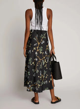 Load image into Gallery viewer, ODESLI SKIRT | BLACK MUNTHE