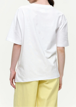 Load image into Gallery viewer, VEER BUTTON FRONT TEE  | WHITE OUR SISTER