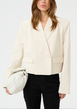 Charger l&#39;image dans la galerie, SEAVER LS SHORT BLAZER |  EGRET MELANGE GESTUZ