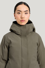 Load image into Gallery viewer, Tretorn ROW INSULATED PARKA | BELUGA