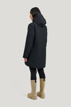 Load image into Gallery viewer, Tretorn ALLEY INSULATED JACKET | BLACK