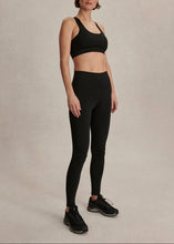 Load image into Gallery viewer, Varley FREESOFT HIGH RISE LEGGING 28 | BLACK
