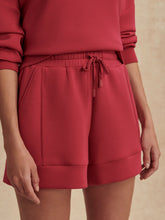 Load image into Gallery viewer, Varley ATRIUM HIGH RISE SHORT 4.5 | RICH RASPBERRY