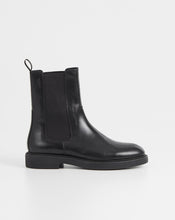 Load image into Gallery viewer, ALEX W CHELSEA BOOTS| BLACK