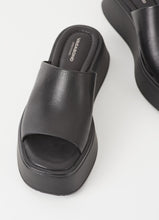 Load image into Gallery viewer, COURTNEY SANDALS | BLACK