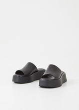 Load image into Gallery viewer, COURTNEY SANDALS | BLACK FROM VAGABOND