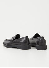 Load image into Gallery viewer, ALEX M LOAFERS | BLACK VAGABOND