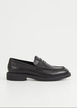 Load image into Gallery viewer, ALEX M LOAFERS | BLACK VAGABOND