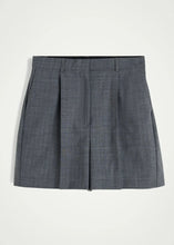 Load image into Gallery viewer, REGGY SHORTS | LIGHT GREY PINSTRIPE