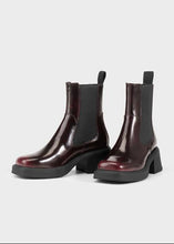 Load image into Gallery viewer, DORAH BOOTS | DK BORDO VAGABOND