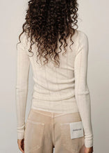 Load image into Gallery viewer, CAMB KNIT BLOUSE | OFFWHITE HERSKIND