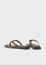 Load image into Gallery viewer, IZZY | CHOCOLATE VAGABOND