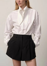 Load image into Gallery viewer, RUNI SHORTS | BLACK HERSKIND