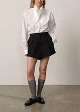 Load image into Gallery viewer, RUNI SHORTS | BLACK HERSKIND