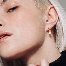 Load image into Gallery viewer, SIENA EARRINGS | GOLD LAURENCE DELVALLEZ