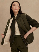 Load image into Gallery viewer, AUDREA REVERSIBLE GILET | SANDSHELL FOREST NIGHT VARLEY