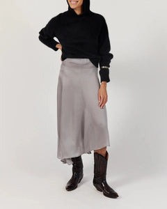 GRACE | BLACK SIX AMES