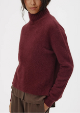 Load image into Gallery viewer, JADE SWEATER | FIG SIX AMES