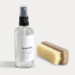 Cleaning sneakers STARTER KIT FROM BASCKET.