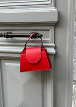 Load image into Gallery viewer, ANNA HANDBAG | LIPSTICK ZARINA ROUGE AT MELLOW CONCEPT 