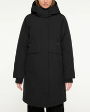 Load image into Gallery viewer, AVELYN JACKET | BLACK ELVINE
