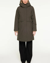 Load image into Gallery viewer, AVELYN JACKET | DEEP OLIVE ELVINE