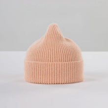 Load image into Gallery viewer, BEANIE | PEACH LE BONNET