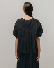 Load image into Gallery viewer, VOLUME BLOUSE | BLACK EMIN &amp; PAUL