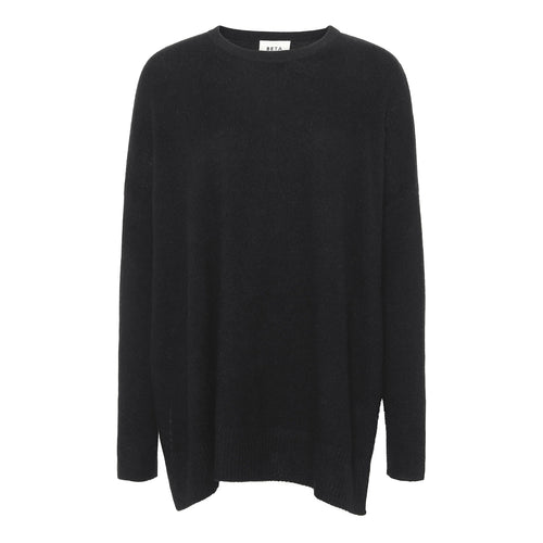 BERTA OVERSIZE O-NECK KNIT | BLACK BETA STUDIOS