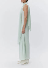 Charger l&#39;image dans la galerie, BRIELLE MATTE CREPE DRESS | GREEN LILY