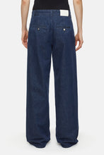 Charger l&#39;image dans la galerie, JURDY RELAXED JEANS | DARK BLUE CLOSED